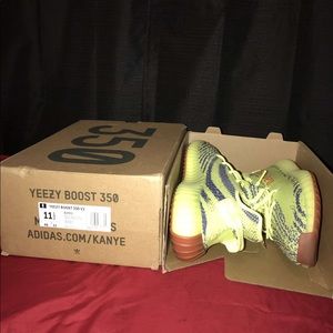 Yeezy 350 boost semi frozen yellow